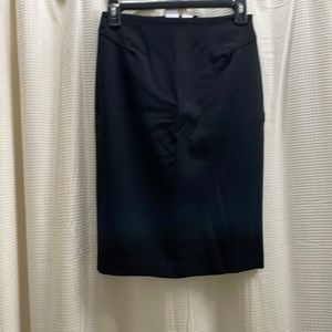 NWT! White House Black Market. Pencil skirt. Color: black. Size: 00.